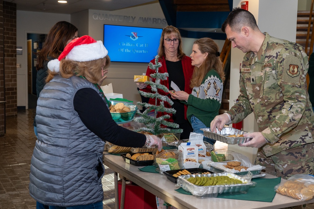 Volunteers collect cookies for workforce