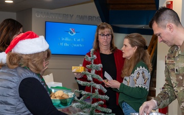 Volunteers collect cookies for workforce