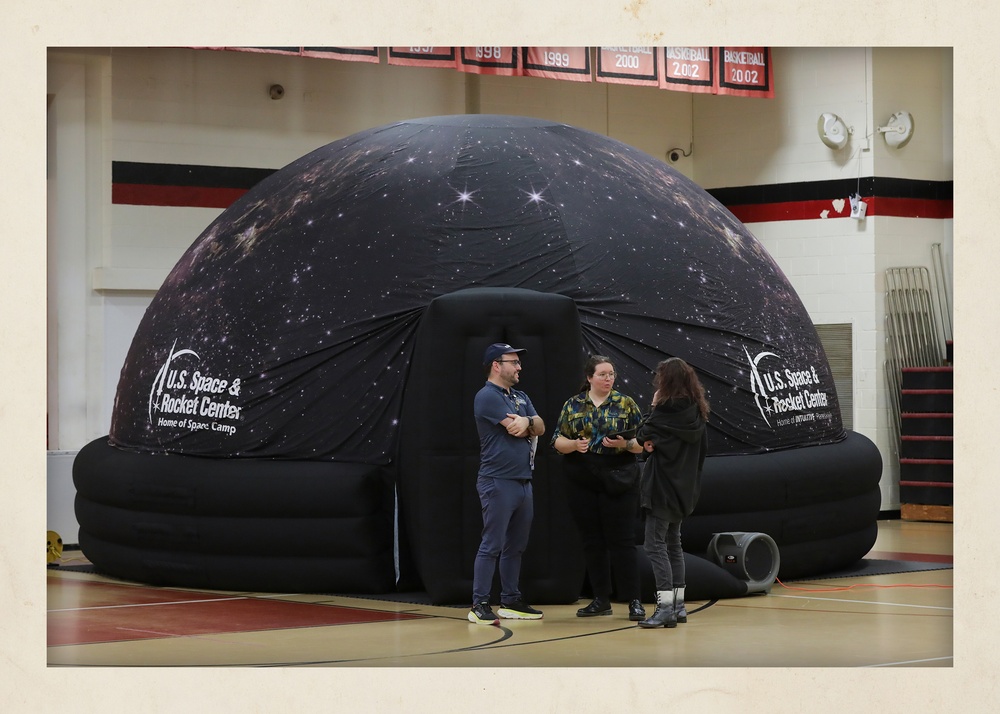 Daleville students seeing stars