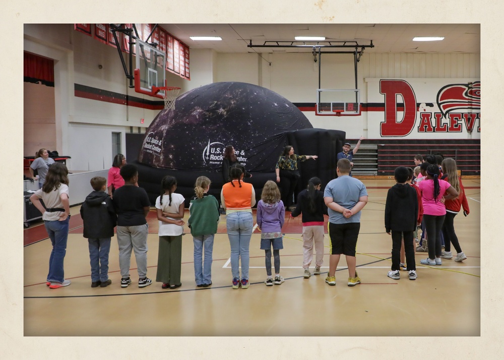 Daleville students seeing stars