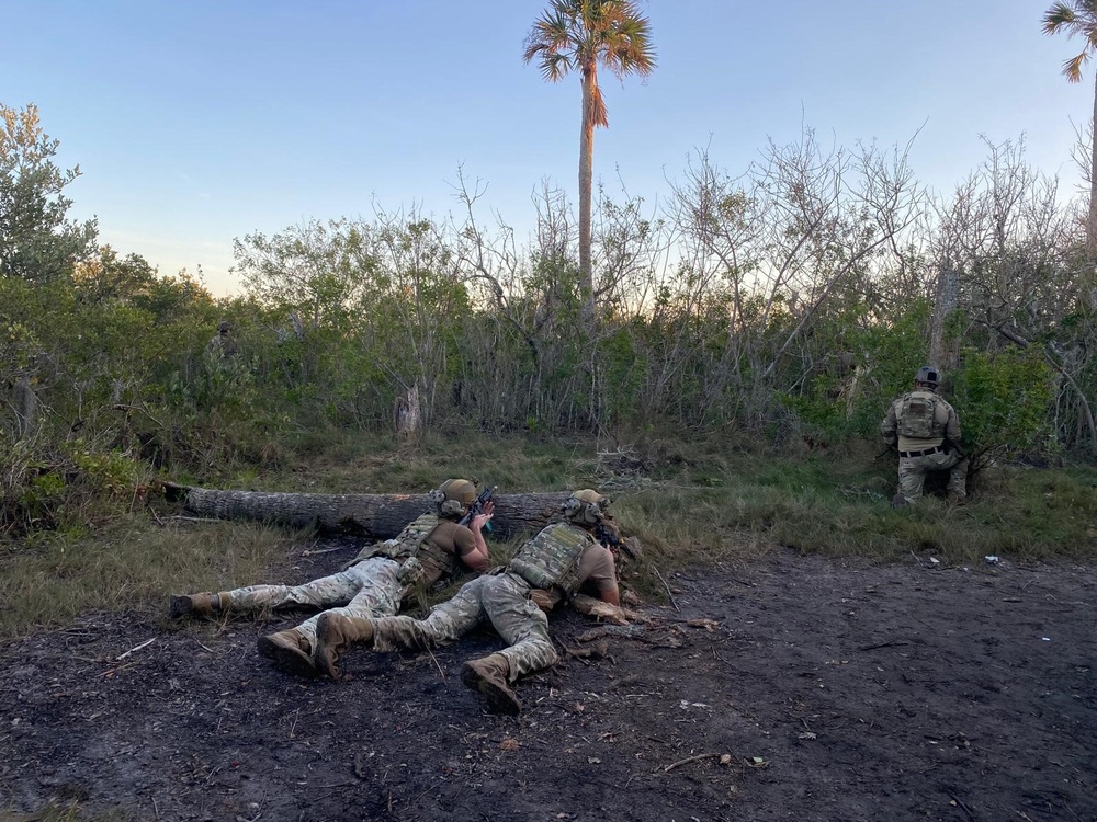 45th EOD Airmen conduct survival, ACE exercise