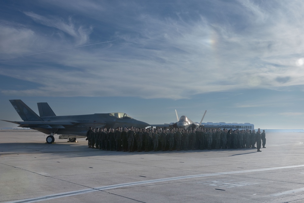 VMFA-314 Returns Home from Combat Deployment