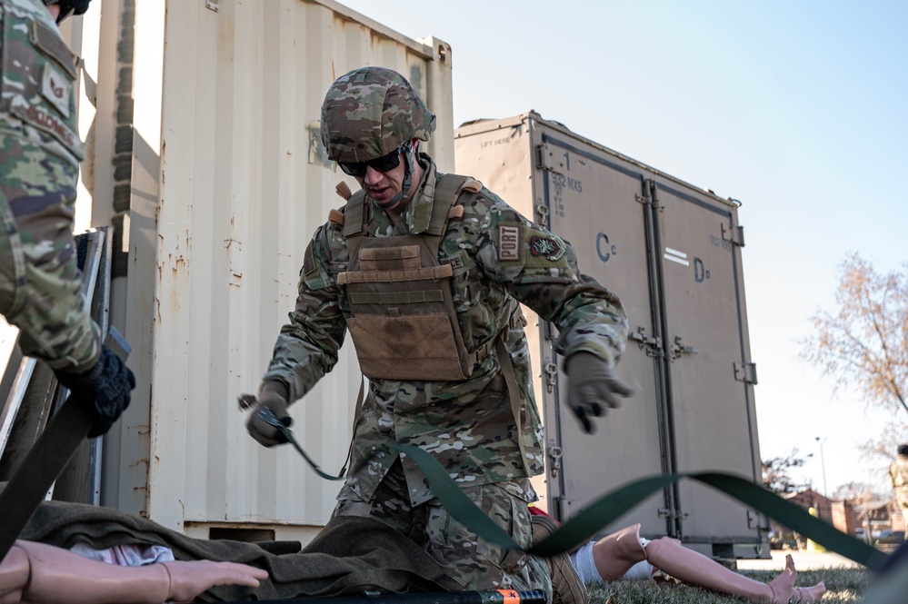 375th Air Mobility Wing conducts elite Warrior Challenge