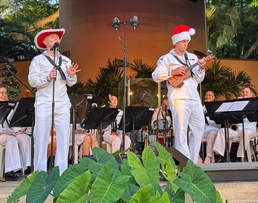 Navy Band Performs Holiday Concert at Hale Koa Hotel