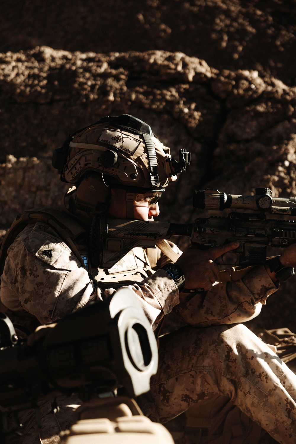 V2/7 Marines conduct squad raids during regimental squad competition