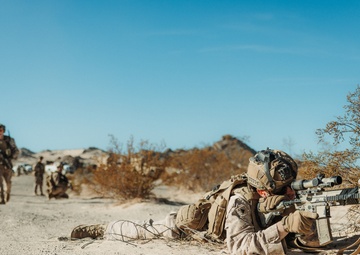 V2/7 Marines conduct squad raids during regimental squad competition
