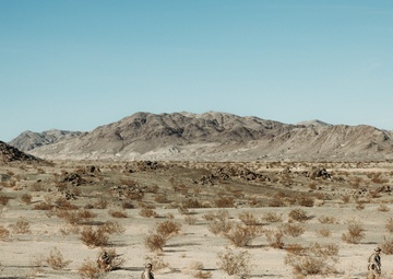 V2/7 Marines conduct squad raids during regimental squad competition