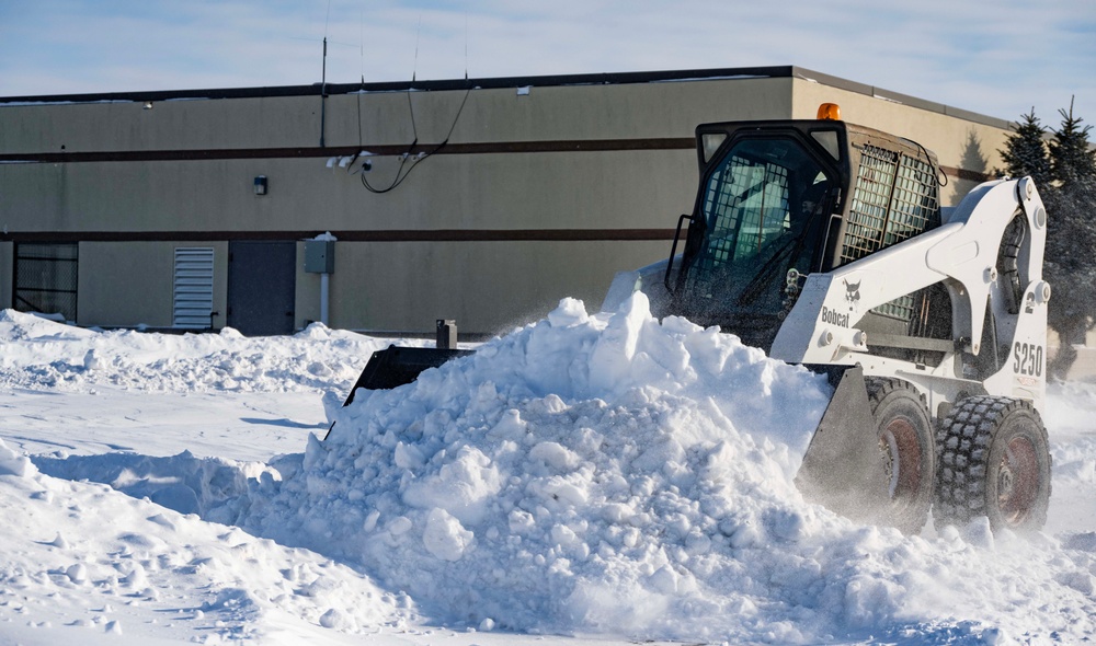 MAFB, Team Minot, 5th BW, Minot AFB, Snow