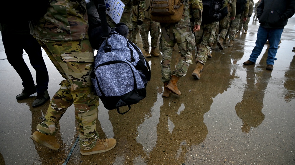 Minot Airmen Return