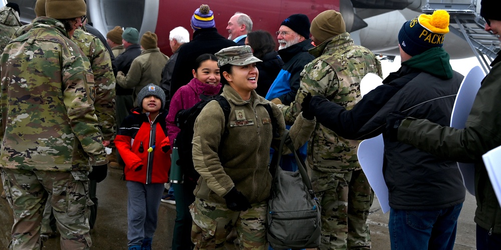 Minot Airmen Return