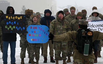 Minot Airmen Return