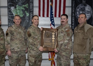 3rd Wing command teams recognizes 3 MUNS for achievements