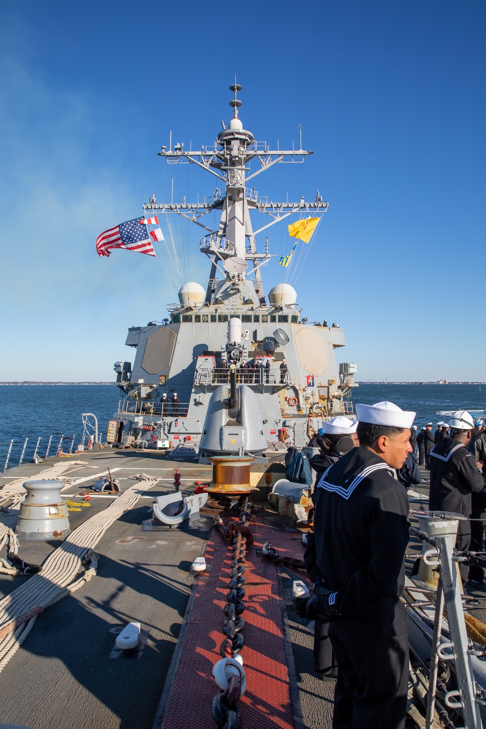 USS Cole Returns to Home Port