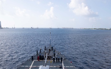 USS Stockdale visits Maldives