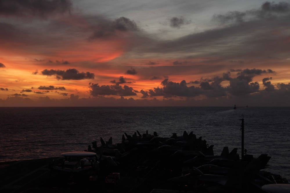 USS Carl Vinson (CVN 70) Transits the Balabac Strait