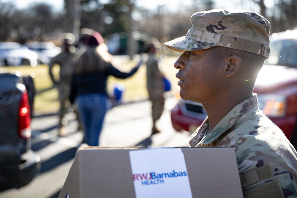 National Guard Recruiters Save Essex County Food Drive