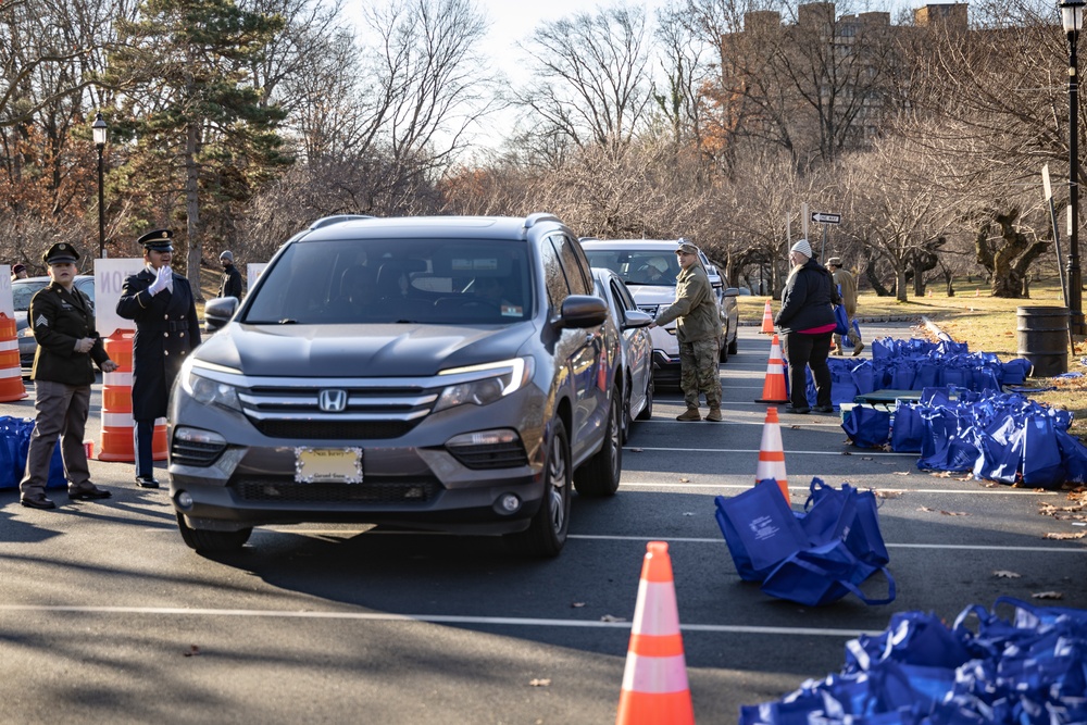 National Guard Recruiters Save Essex County Food Drive