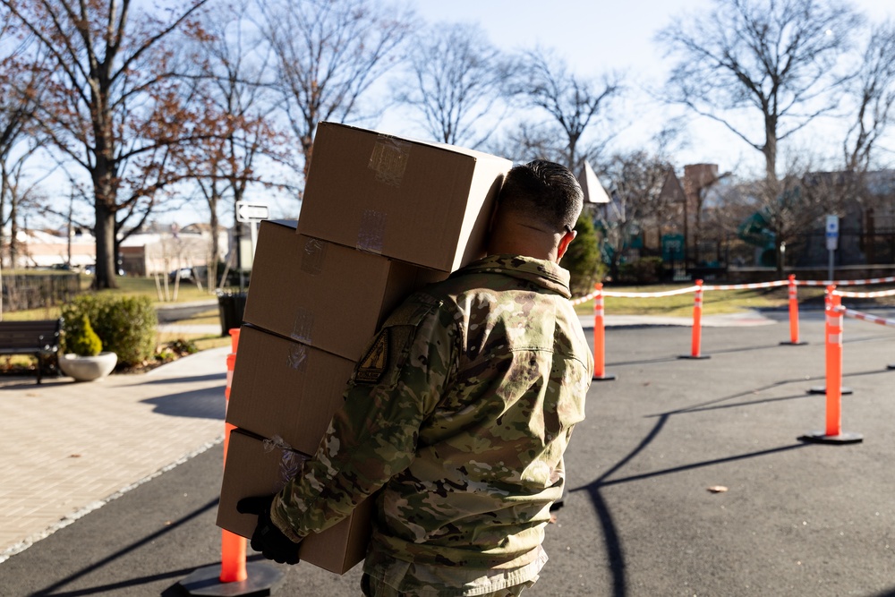 National Guard Recruiters Save Essex County Food Drive