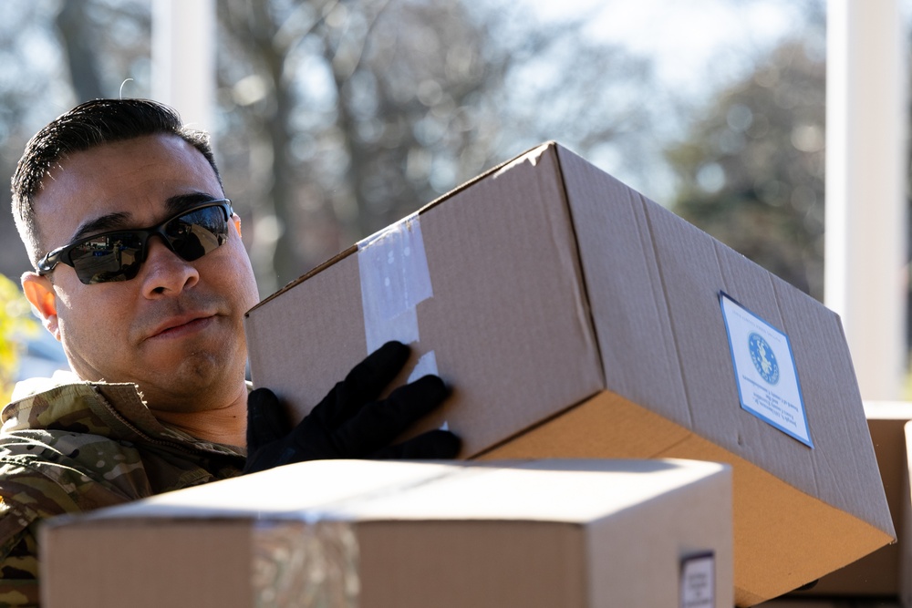 Dvids - Images - National Guard Recruiters Save Essex County Food Drive 