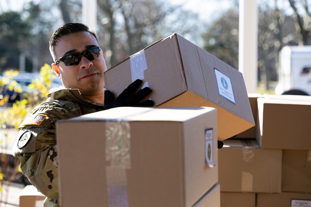 National Guard Recruiters Save Essex County Food Drive