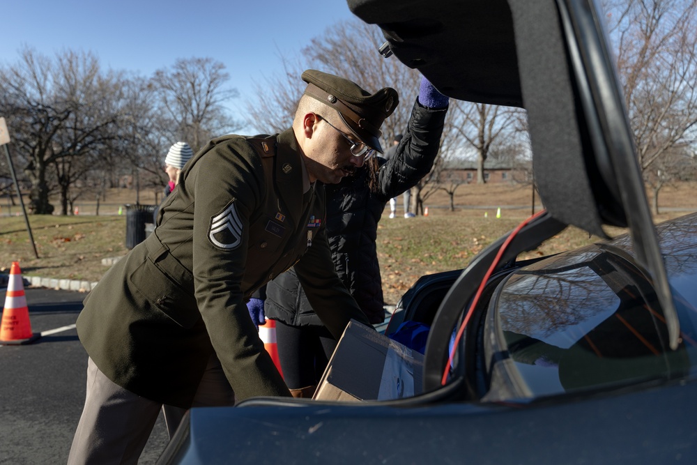 National Guard Recruiters Save Essex County Food Drive