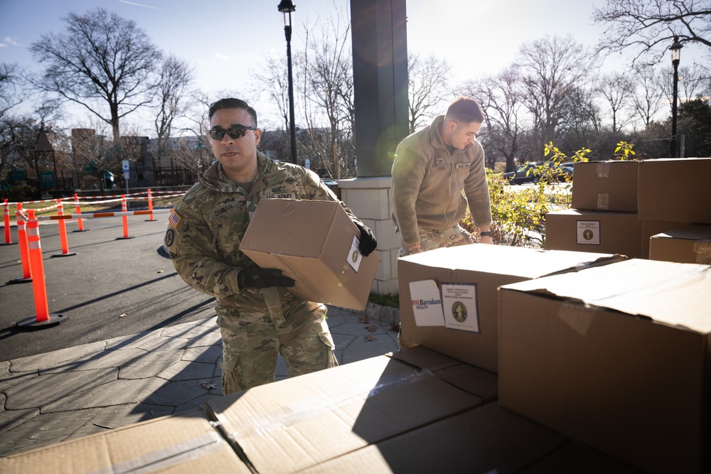 National Guard Recruiters Save Essex County Food Drive