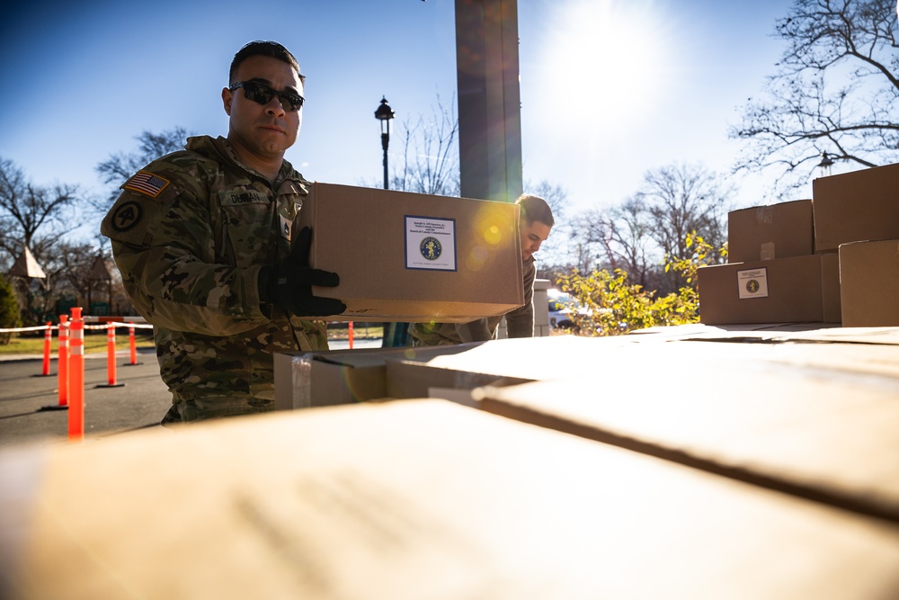 National Guard Recruiters Save Essex County Food Drive