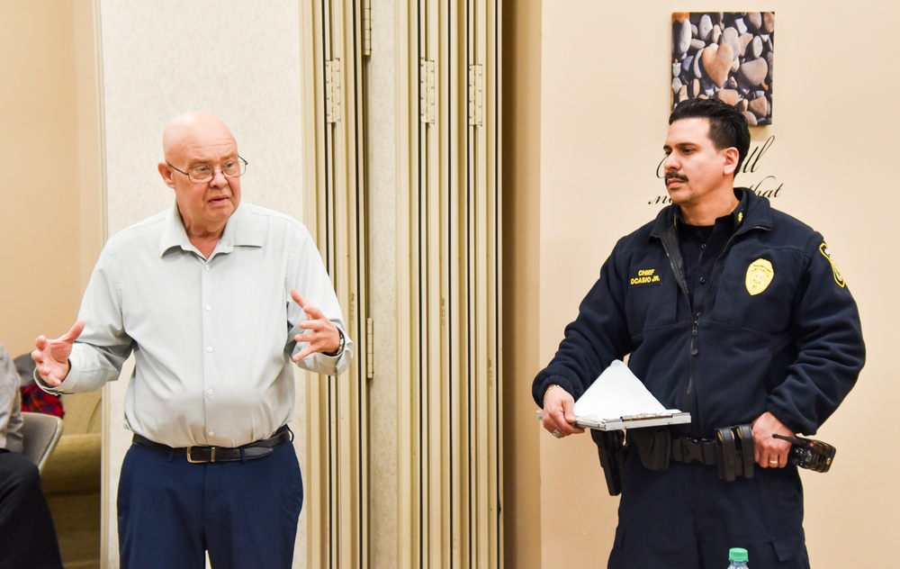 Garrison Leaders Update Community at Residence Town Hall