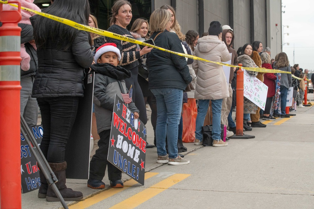 204th Maneuver Enhancement Brigade Returns Christmas Eve from deployment to the Horn of Africa