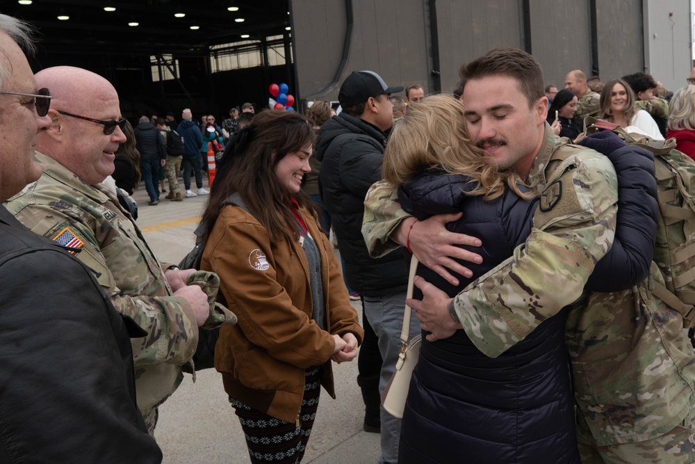 204th Maneuver Enhancement Brigade Returns Christmas Eve from deployment to the Horn of Africa