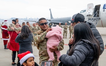 204th Maneuver Enhancement Brigade Returns Christmas Eve from deployment to the Horn of Africa