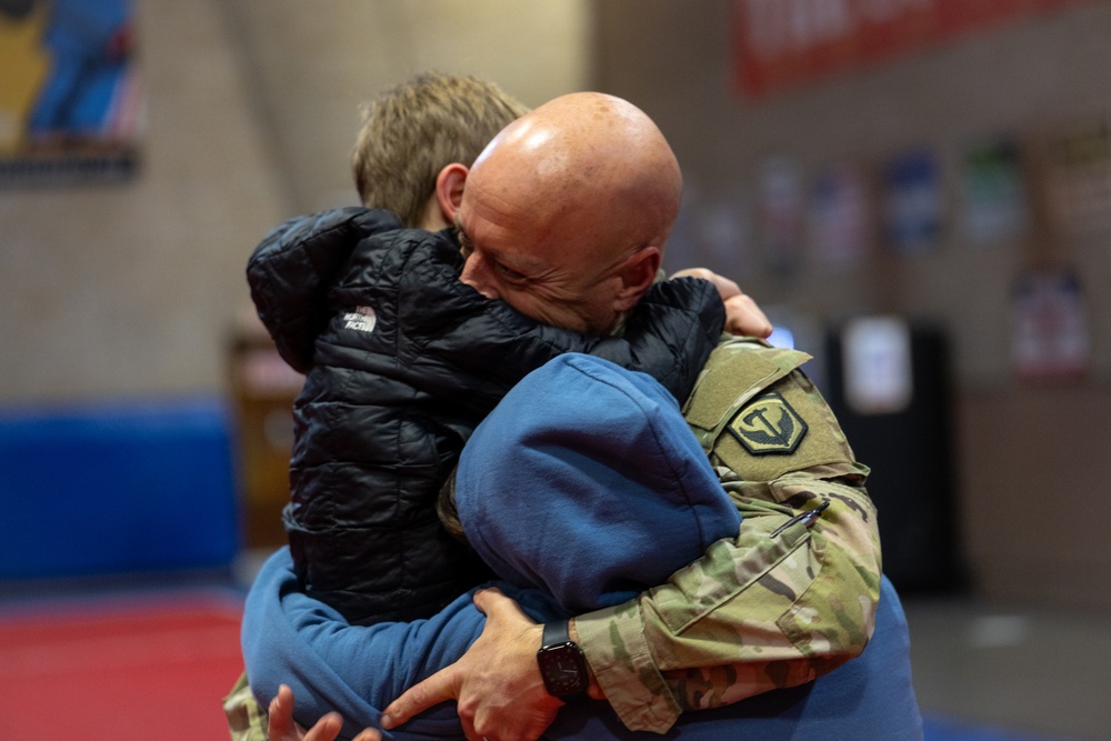 508th Military Police Company Returns home from deployment to southwest