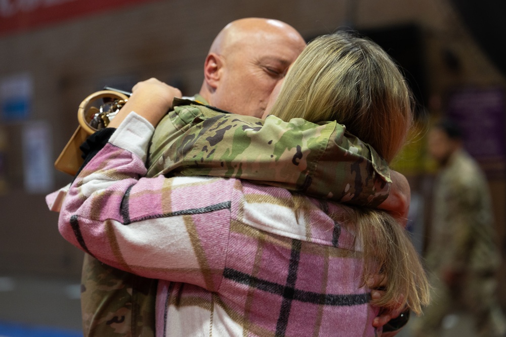 508th Military Police Company Returns home from deployment to southwest