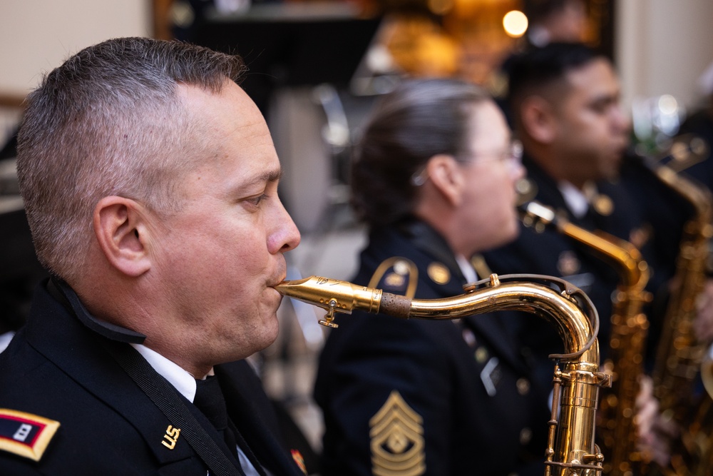 63rd Army Band performs at Bridgewater mall