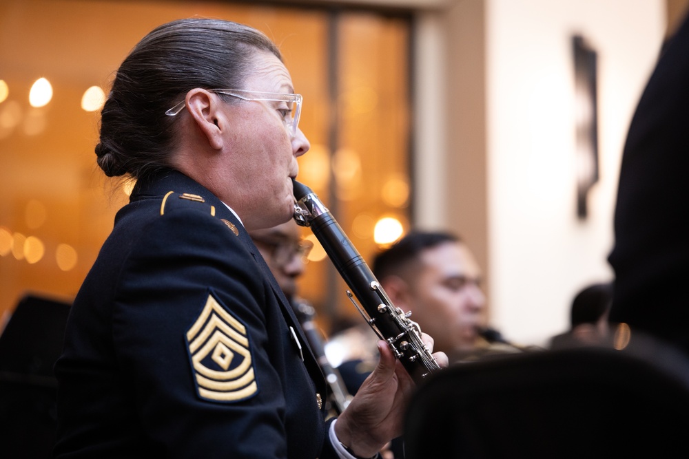 63rd Army Band performs at Bridgewater mall