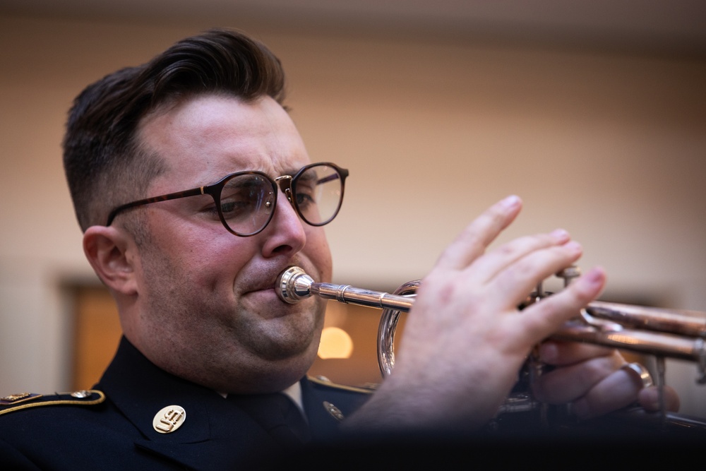 63rd Army Band performs at Bridgewater mall