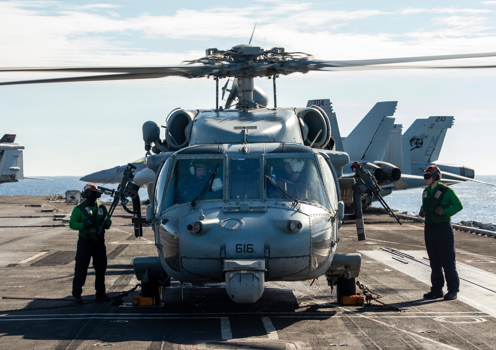 USS Carl Vinson (CVN 70) Conducts Routine Flight Operations in the South China Sea