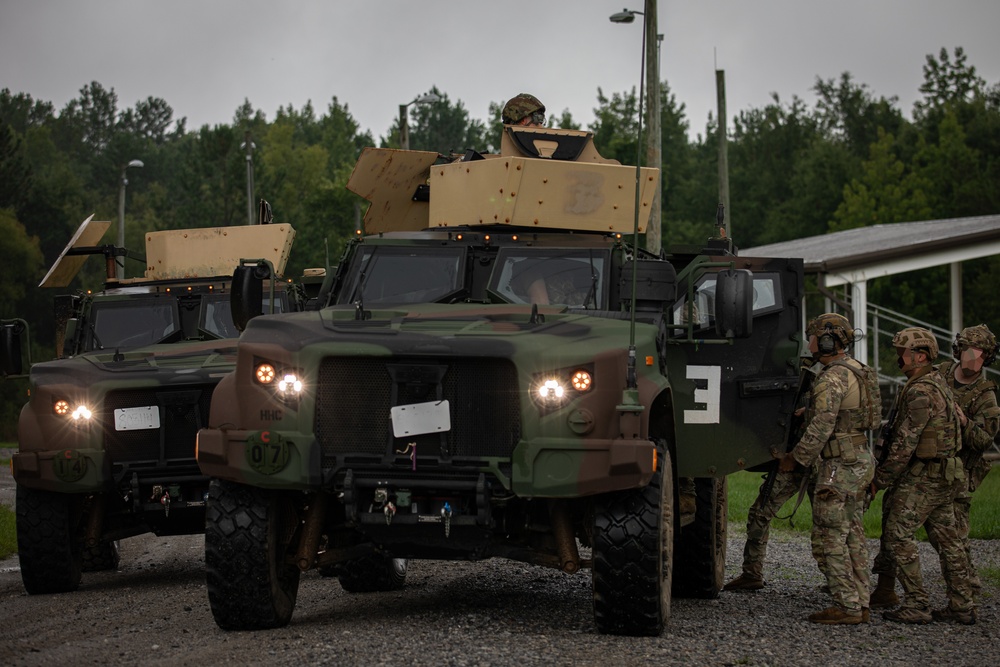 Soldiers from the 20th Specials Forces Support Group Conducts Rescue Training