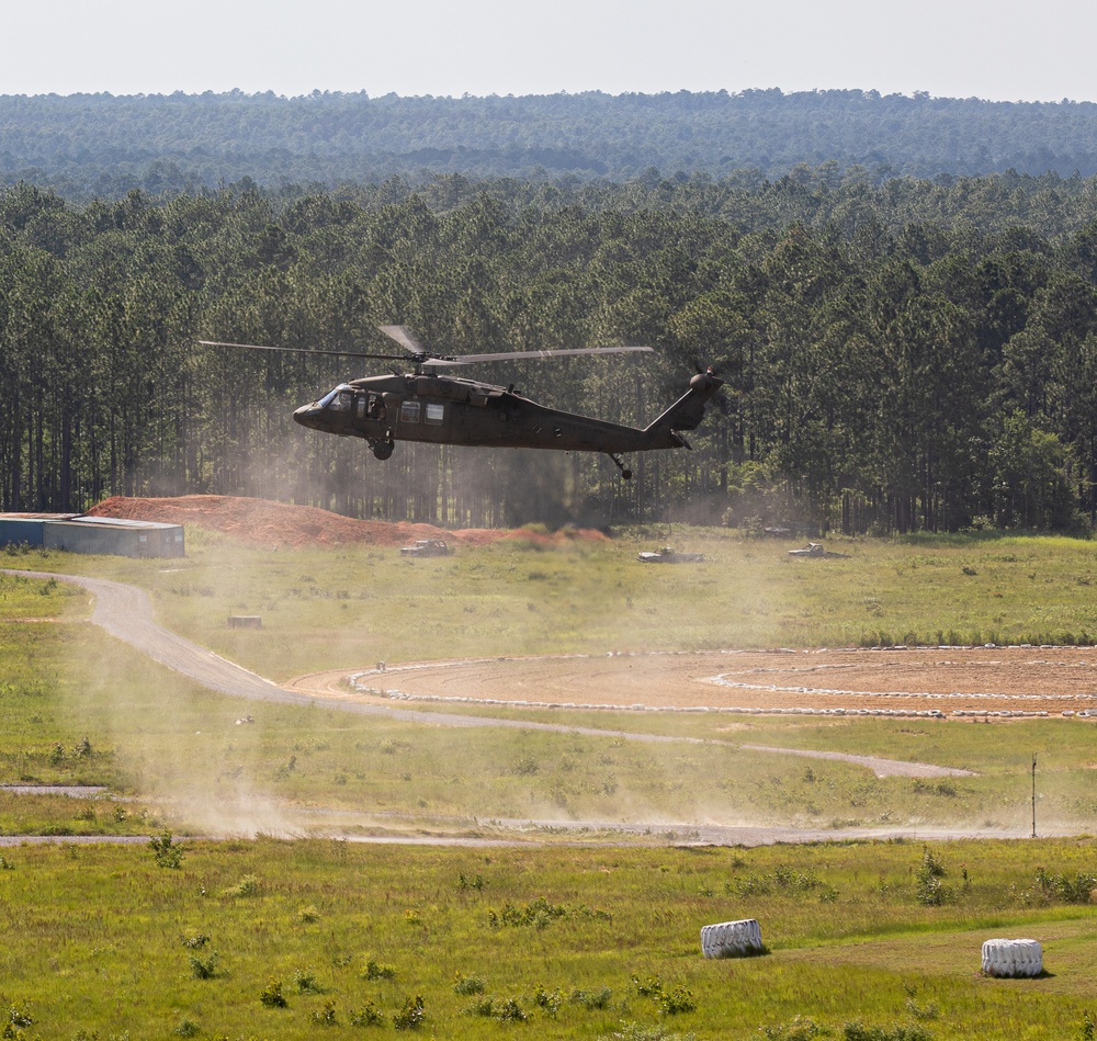 1-131st Aviation Regiment Conducts Annual Training
