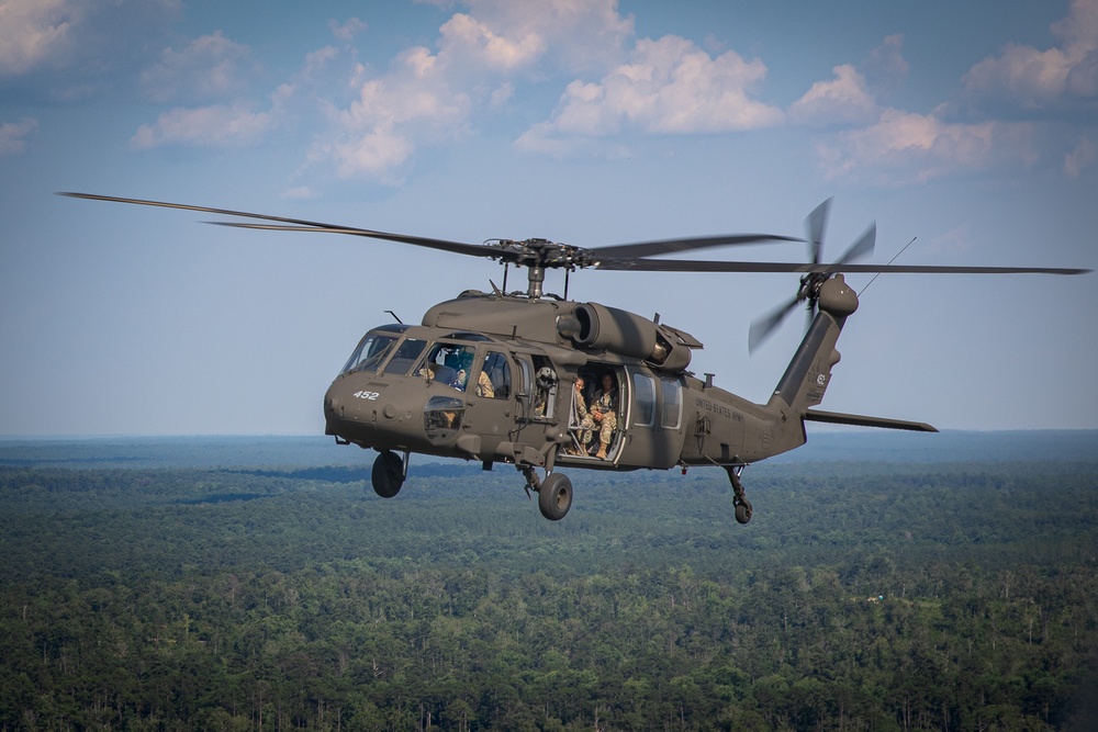 1-131st Aviation Regiment Conducts Annual Training