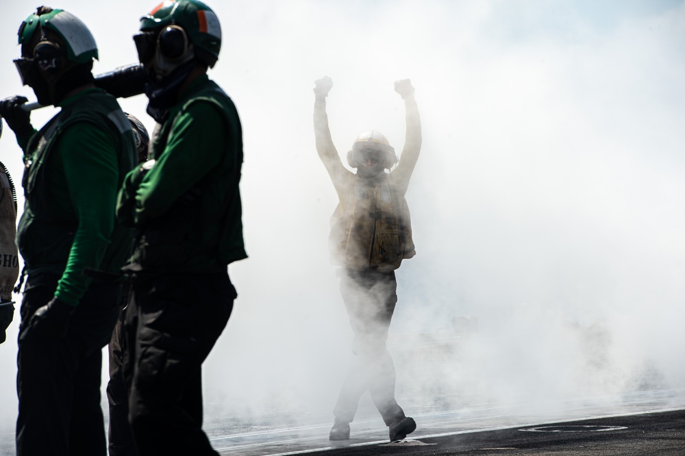 USS Carl Vinson (CVN 70) Conducts Routine Flight Operations in the South China Sea