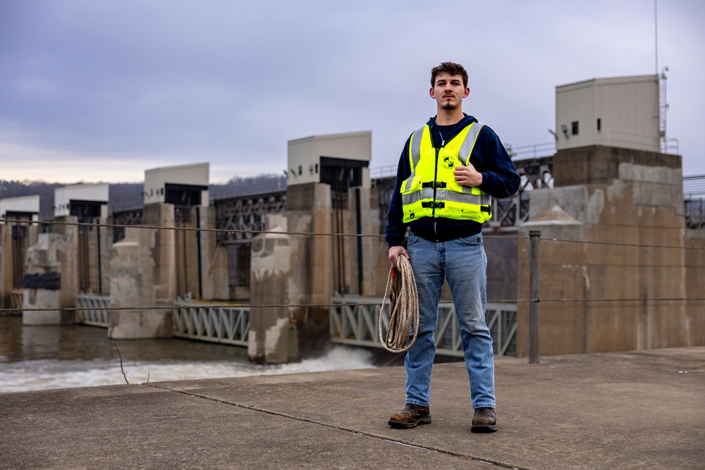 Montgomery Locks &amp;amp; Dam operator