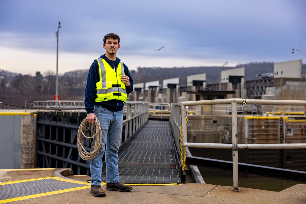 Montgomery Locks &amp;amp; Dam operator