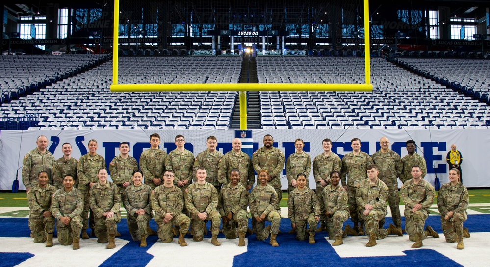 Hoosier Guardsmen support Salute to Service at Indianapolis Colts game