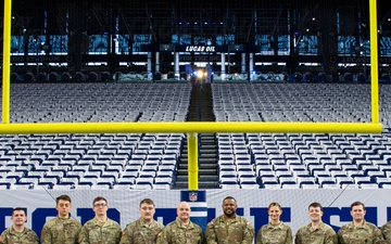 Hoosier Guardsmen support Salute to Service at Indianapolis Colts game