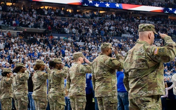 Hoosier Guardsmen support Salute to Service at Indianapolis Colts game