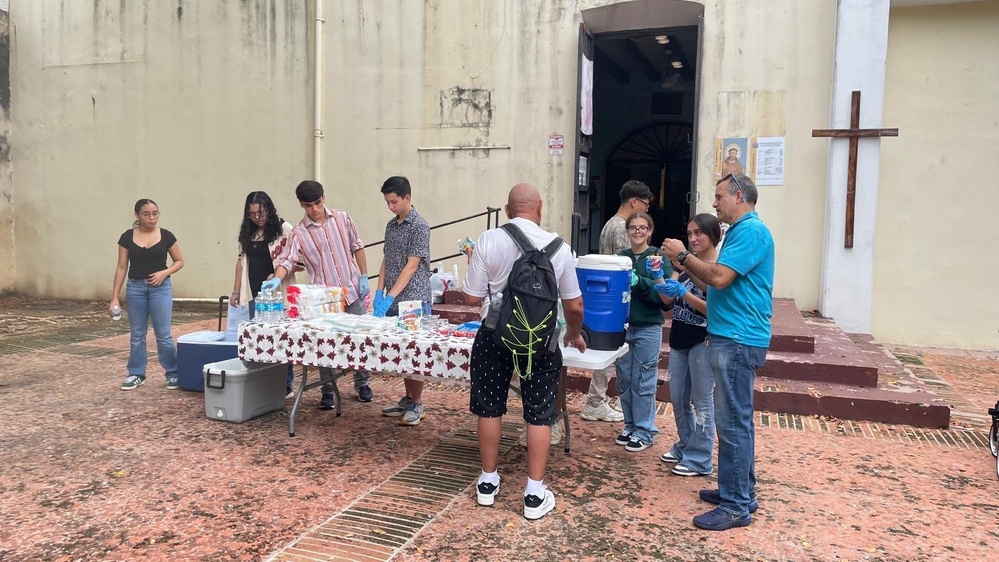 Fort Buchanan JROTC creates Better Citizens during the Holidays