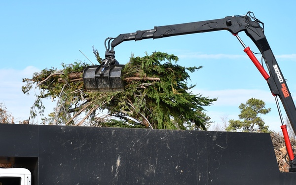 USACE collects debris in North Carolina