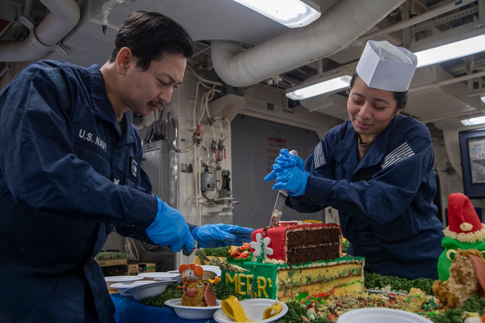 Holiday Meal aboard USS America (LHA 6)