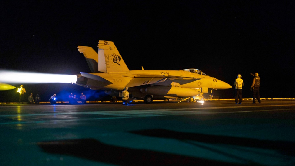 USS Carl Vinson (CVN 70) Conducts Routine Flight Operations in the South China Sea